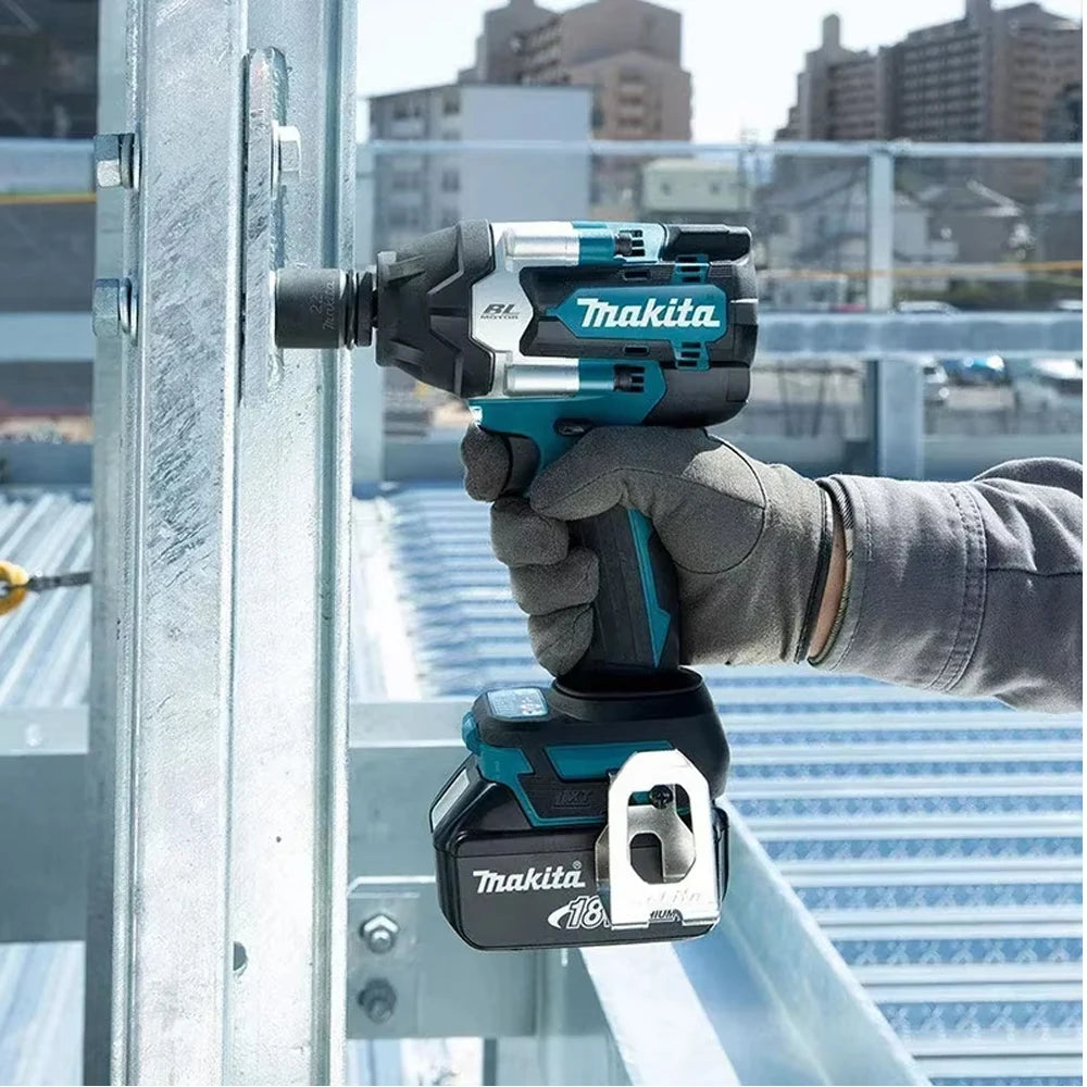 Makita DTW700 ergonomic grip, cordless blue and black impact wrench