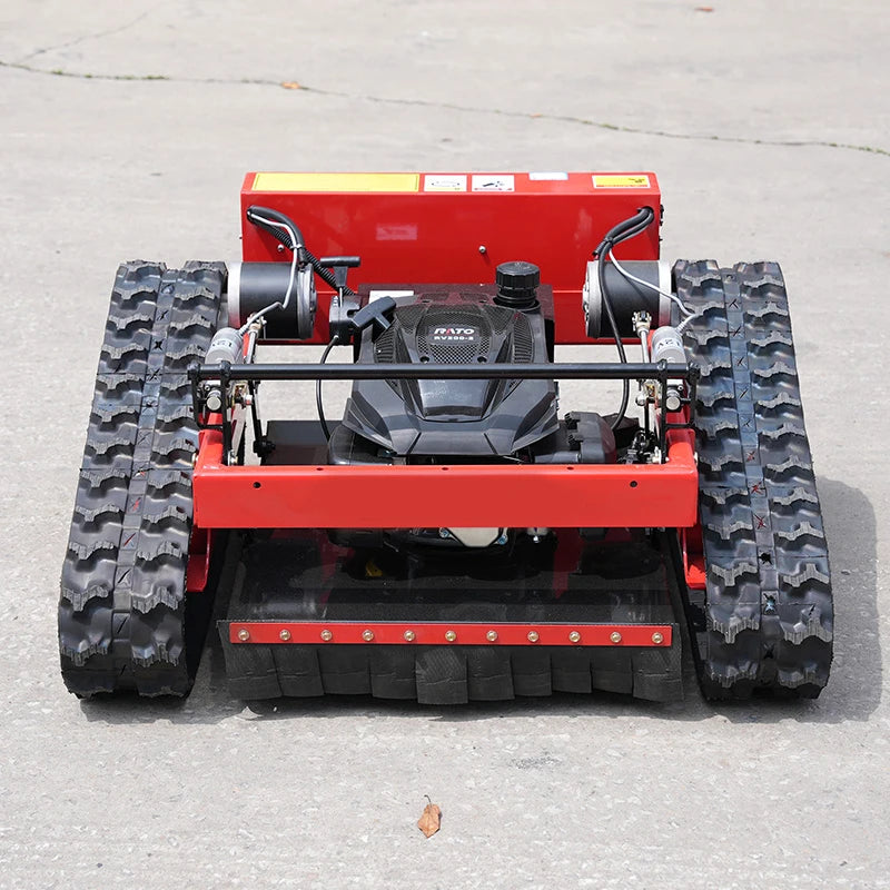 SAAO robot slope crawler snow blower, wide intake, tracked wheels, lifestyle view